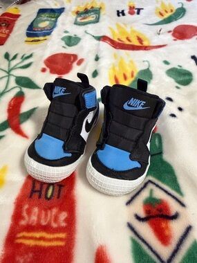 NWOT Jordan Crib Booties Black, Blue & White High-Top Sneakers 3C